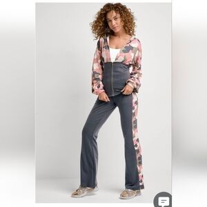 VENUS Camo Color Block Pant Set
